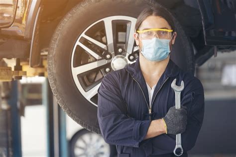 car x auto repair service.